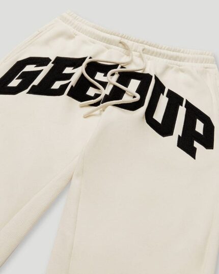 Geedup Team Logo Buttercream/Black Trackpants